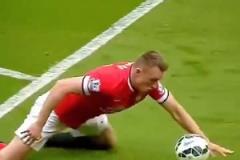 擊穿諾坎普，國米官推預(yù)熱歐冠：勞塔羅能否再次攻破巴薩城門