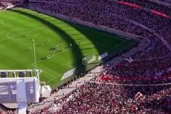 超震撼，鳥瞰視角感受阿根廷國(guó)家德比的火爆氛圍！