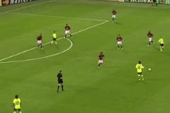 精靈之眼！小羅妙傳助久利勁射攻破米蘭球門