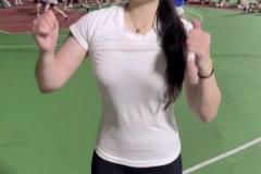 這你能防住嗎？中國卡戴珊肘姐：來感受一下深圳的強度~