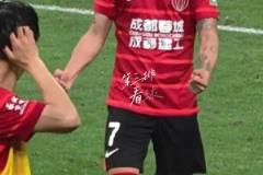 拿下榜首關(guān)鍵戰(zhàn)！韋世豪的臉上全是掩飾不住的興奮！