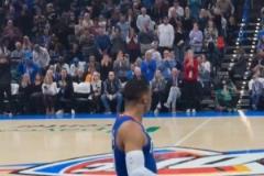 威少每次回雷霆主場全場球迷都?xì)g呼，這次季后賽交手還會(huì)嗎？