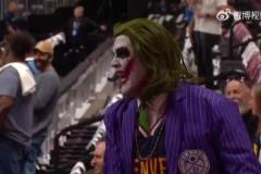 球迷都這么有激情掘金球迷cos小丑激情助威主隊(duì)！