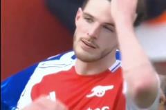 賴斯：我這人從不記仇，有仇當(dāng)場就報了！