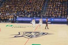 OKC的籃球之神！當(dāng)威少登場時(shí)，雷霆主場球迷爆發(fā)熱烈掌聲