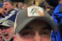 史詩(shī)級(jí)的比賽！國(guó)米加時(shí)淘汰巴薩晉級(jí)歐冠決賽，看臺(tái)球迷陷入瘋狂