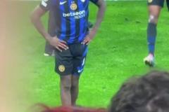 小圖拉姆賽后經(jīng)典找爸爸環(huán)節(jié)！人呢，這老頭跑哪去了？