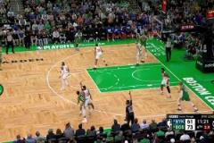 綠軍球迷看了心塞！塔圖姆末節(jié)5中1，致命失誤葬送翻盤希望