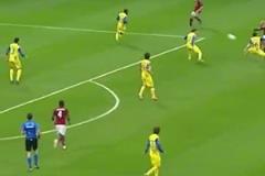 銀鞍照白馬！颯沓如流星?？槊滋m打進的最后兩球