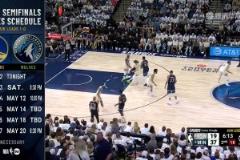 千萬(wàn)別有大礙呀！華子落地時(shí)被TJD踩傷腳踝痛苦倒地，被攙扶回更衣室！