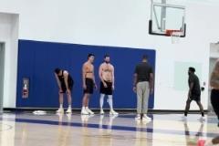 時(shí)差+高強(qiáng)度訓(xùn)練三天，感覺楊瀚森體力有點(diǎn)頂不住了……