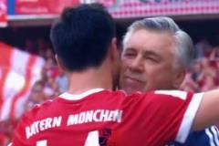 8年前阿隆索告別賽，安切洛蒂提前讓阿隆索下場享受全場球迷鼓掌