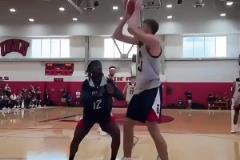 弗拉格美國隊陪練集錦：單打朱哥濃眉不在話下 阿德巴約頭上摘瓜