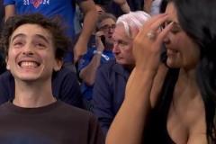 眾多名流觀戰(zhàn)G4甜茶&凱莉-詹娜這一對(duì)，真是太吸引眼球了