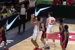 這天賦也太殘暴了！弗拉格8秒內(nèi)連續(xù)起跳送出4次蓋帽！