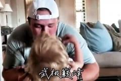 天亮了！當(dāng)獨行俠球迷得知獲2025狀元簽時的反應(yīng)