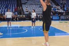 系列賽命中率39.1%！約基奇天王山賽前熱身練習中投