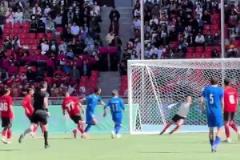 寶刀未老！退役19年的范志毅重返綠茵場，帶領(lǐng)青超聯(lián)隊(duì)取得進(jìn)球