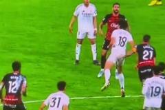 維尼修斯死敵馬菲奧剛慶祝平局，下一秒被皇馬絕殺