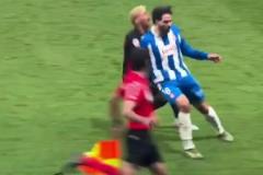 這張紅牌冤不冤？實(shí)拍亞馬爾造對(duì)手紅牌，西班牙人主帥對(duì)判罰不滿