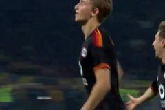 ?C羅迷弟！懷森一條龍轟超級世界波，隨后做出Siu慶祝