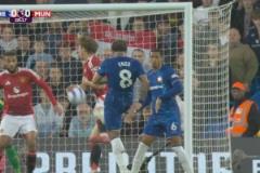 爭議！恩佐禁區(qū)射門擊中霍伊倫手！主裁判沒有判罰點球！