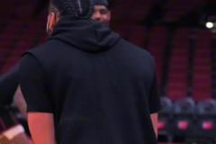 真是美好回憶！詹姆斯和濃眉當(dāng)年也是耍寶二人組了