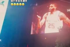 大球市的排面！尼克斯晉級東決后 紐約市秒變哥譚市