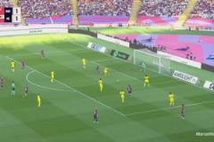 巴薩2-1反超比分！黃潛解圍不遠，費爾明斷球停球凌空斬破門！