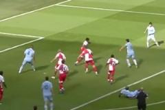 曼城：這一腳，曾踢出一個(gè)盛夏！