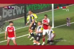 這也行？拉亞這二次反應(yīng)，是真的快！