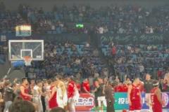 有贏家就有輸家！廣廈奪冠全隊瘋狂慶祝，北京陳盈駿低頭難掩失落