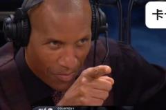 老米勒看著哈利伯頓，滿眼都是當(dāng)初自己帶領(lǐng)步行者的回憶